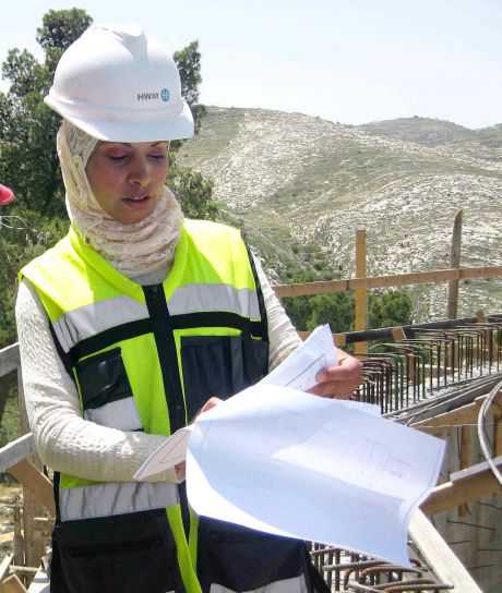 female-engineer-who-works-in-road-construction-is-one-of-the-many-female-engineer-460x544_compressor